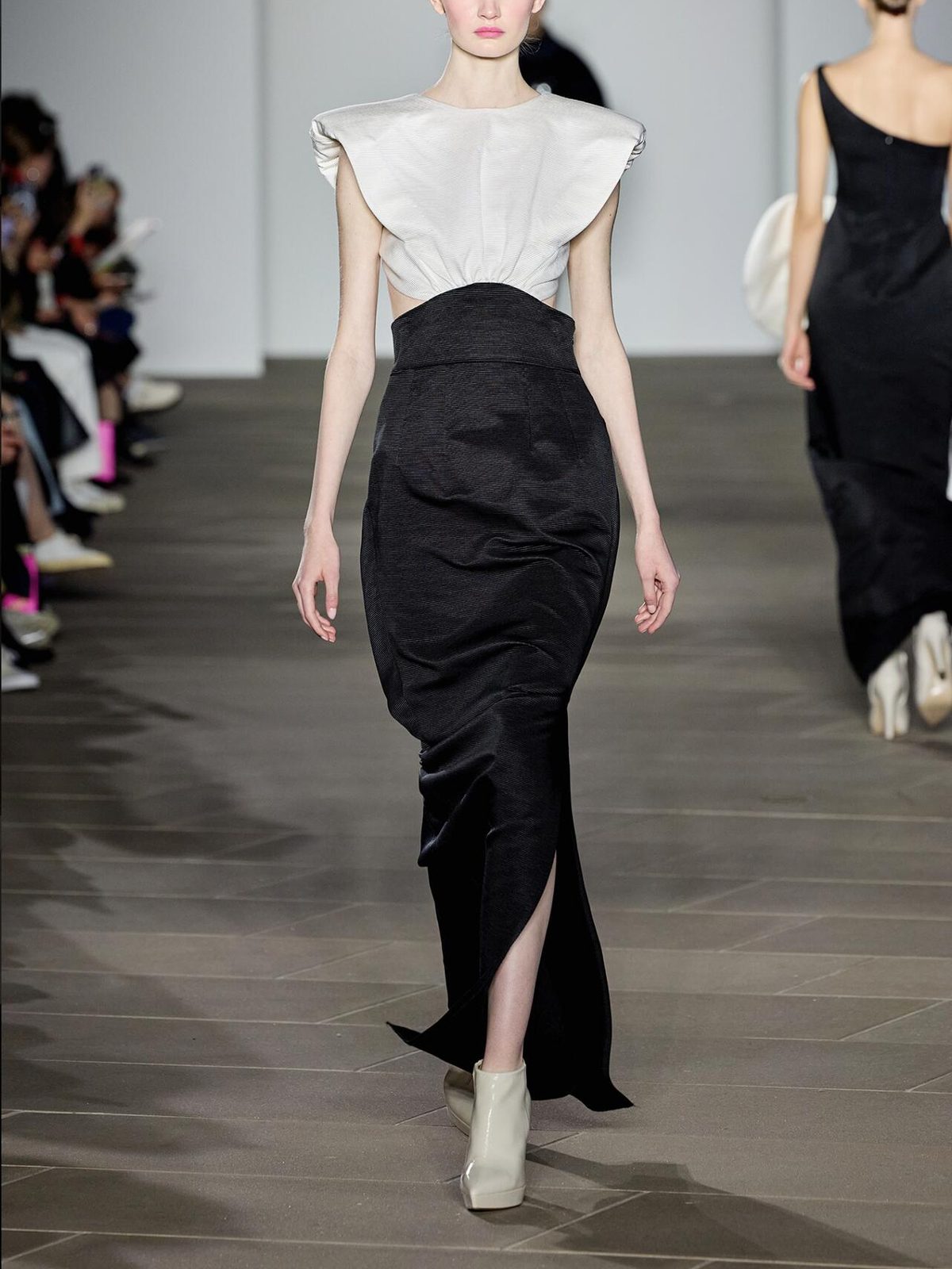 Son Jung Wan Fall Winter 2025 runway look, styling by Olivia Solano